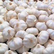 Fresh Garlic (Lahsun) – Strong Aroma & Farm Fresh